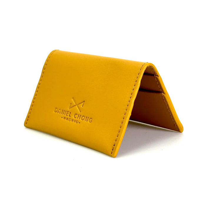 Tarjetero de Daniel Chong - Amarillo