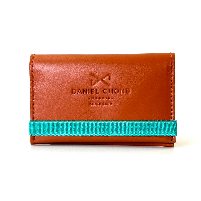 Tarjetero con goma de Daniel Chong - Perkins