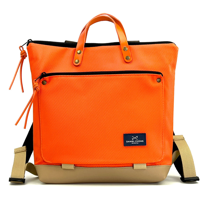 Mochila Book Holder Cuadrada Zafiro con bolsillo extra Daniel Chong - Naranja