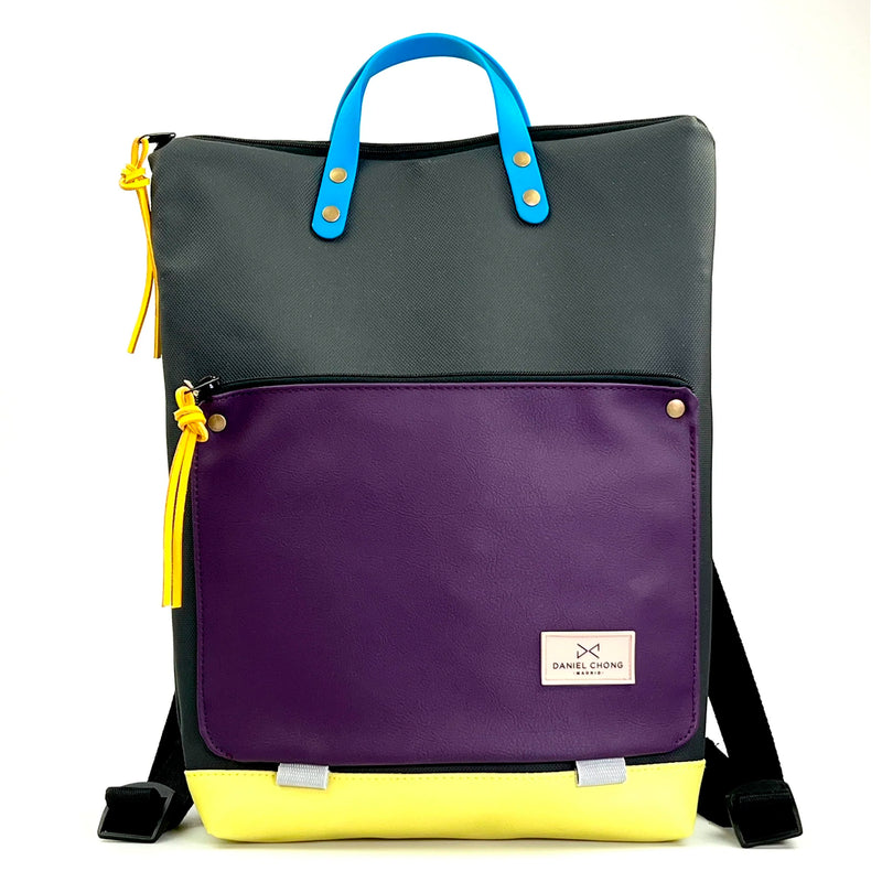 Mochila Book Holder Impermeable con bolsillo extra Daniel Chong - Gris oscuro con bolsillo violeta