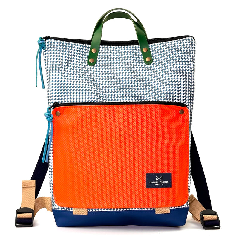 Mochila Book Holder Impermeable con bolsillo extra Daniel Chong - Pata de gallo con bolsillo naranja
