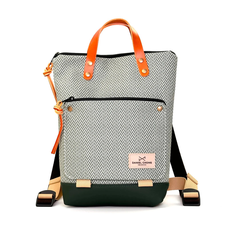 Mochila Mini Book Holder Impermeable con bolsillo extra Daniel Chong - ZigZag verde