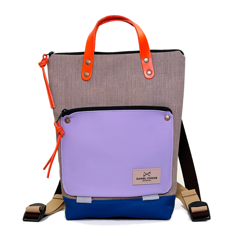 Mochila Mini Book Holder Impermeable con bolsillo extra Daniel Chong - Gris con bolsillo lila