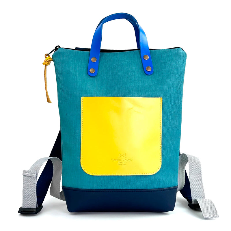 Mochila Mini Impermeable con bolsillo extra Daniel Chong - Turquesa con bolsillo amarillo