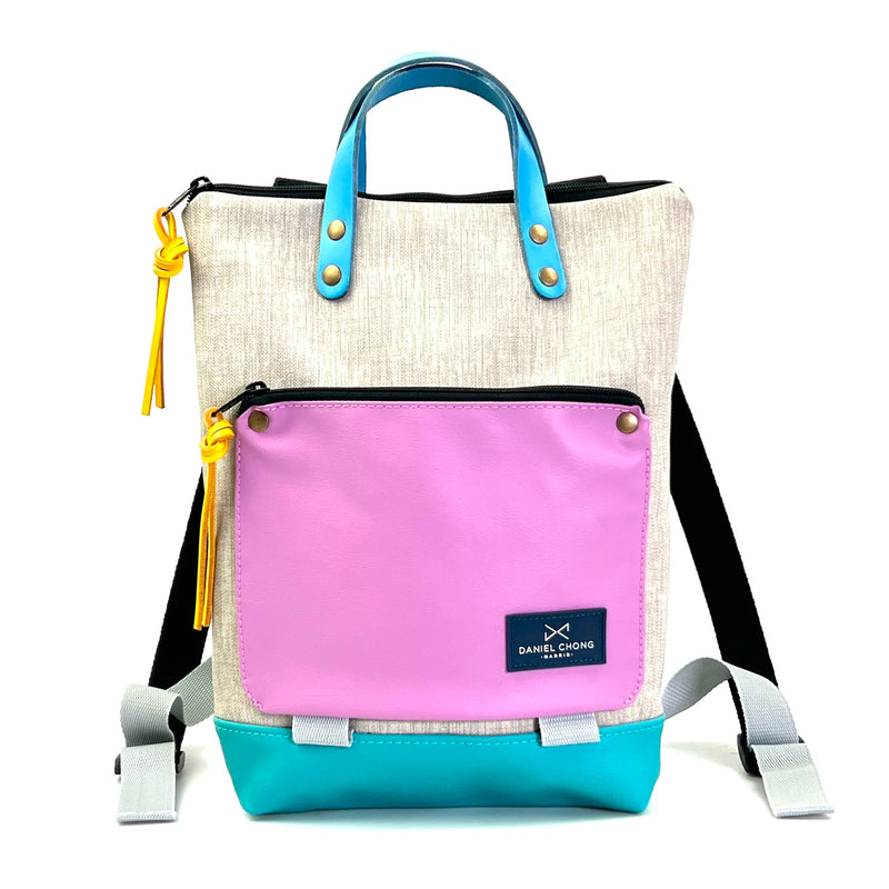 Mochila Mini Book Holder Impermeable con bolsillo extra Daniel Chong - Gris con bolsillo lila