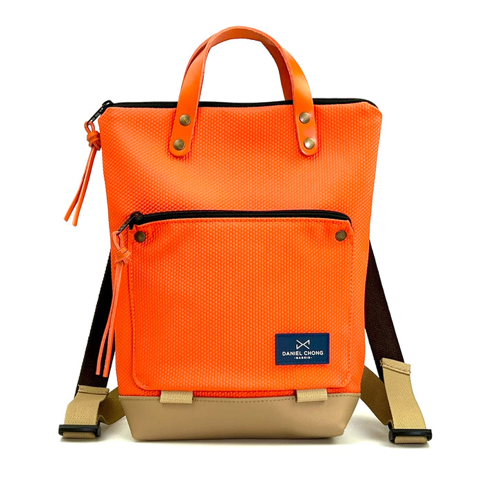 Mochila Mini Book Holder Zafiro con bolsillo extra Daniel Chong - Naranja