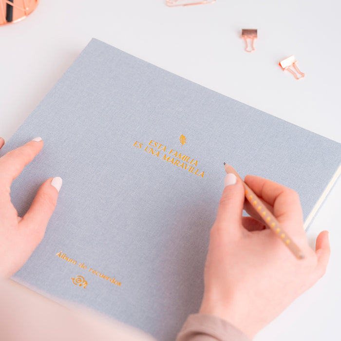 Álbum de fotos - "Esta familia es una maravilla"