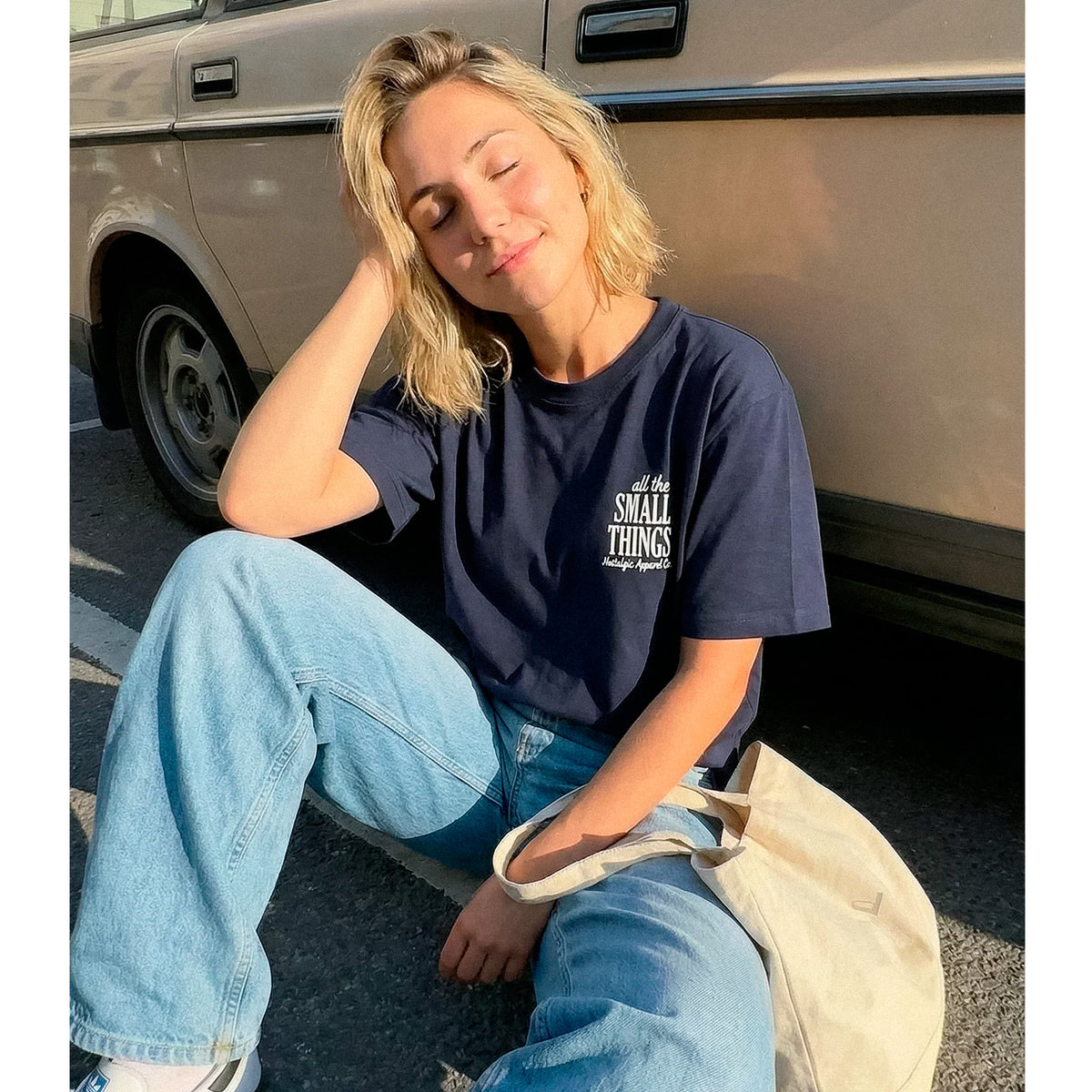 Camiseta Nostalgic Apparel - "All the Small Things" Cropped