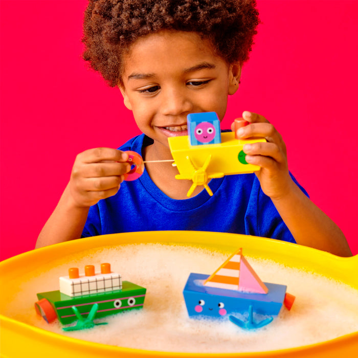 Juguete - Barco de cuerda Verde