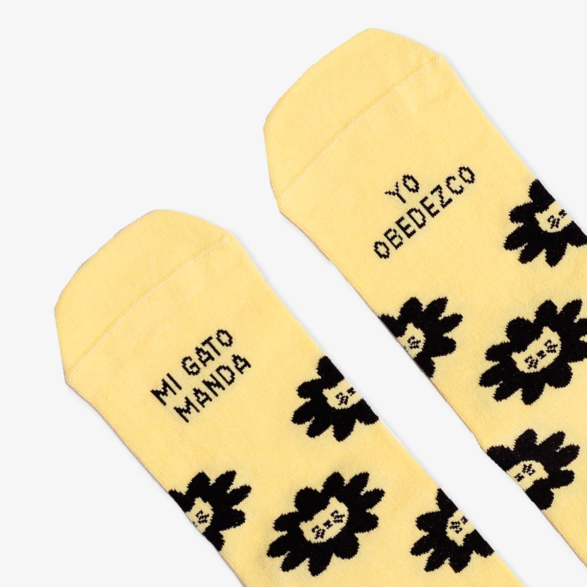 Calcetines UO - "Mi gato manda, yo obedezco" 🐱