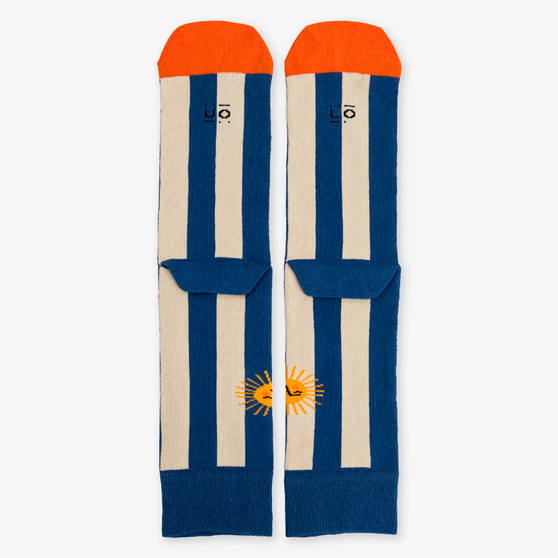 Calcetines UO - "Necesito Vacaciones" 🌞😎