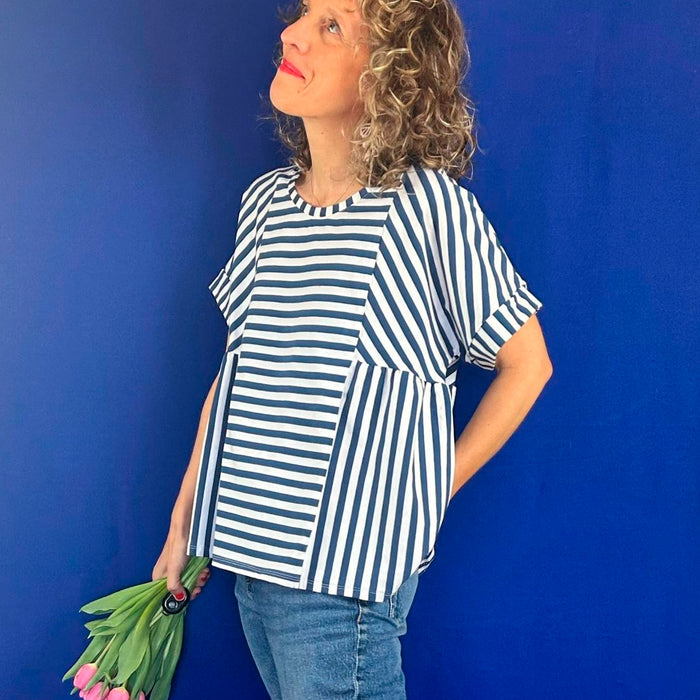 Camiseta La Compiano - Taiyaki Rayas Azul