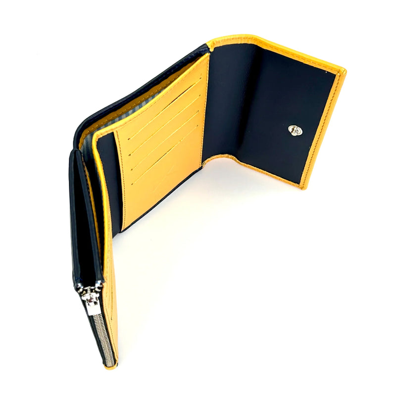 Cartera con solapa Daniel Chong - Navy y mostaza