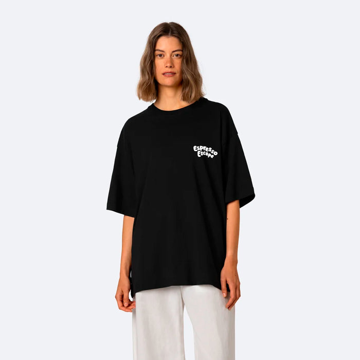 Camiseta On Vacation Club - Espresso Escape ☕