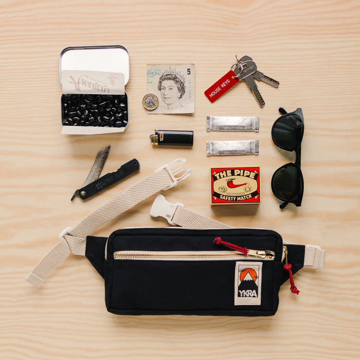 Riñonera Ykra - Fanny Pack Negra