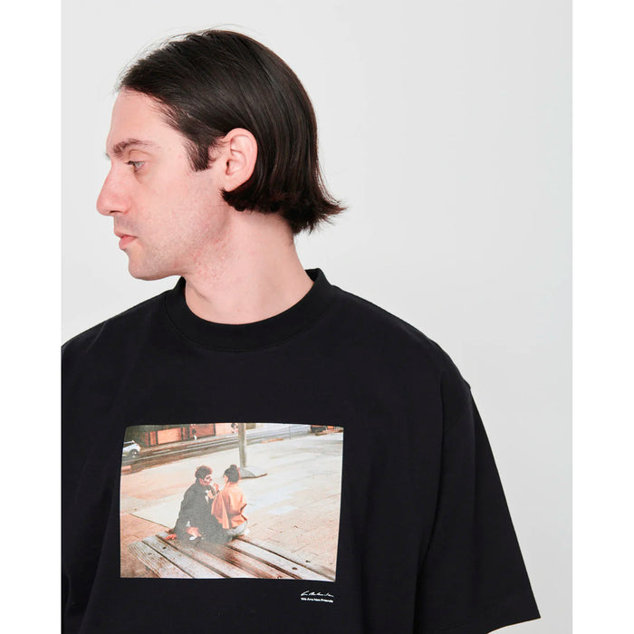 Camiseta We Are Not Friends - La Melancolía