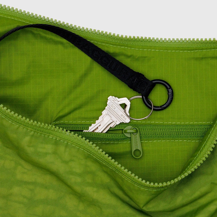 Bolso Large media luna Baggu - Green Juice