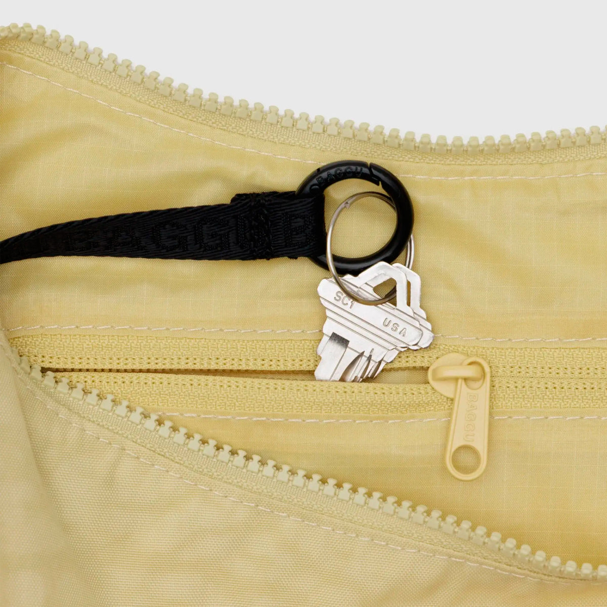 Bolso media luna Baggu - Butter