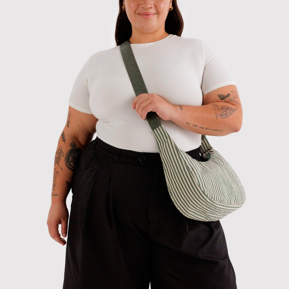 Bolso media luna Baggu - Sage Stripe