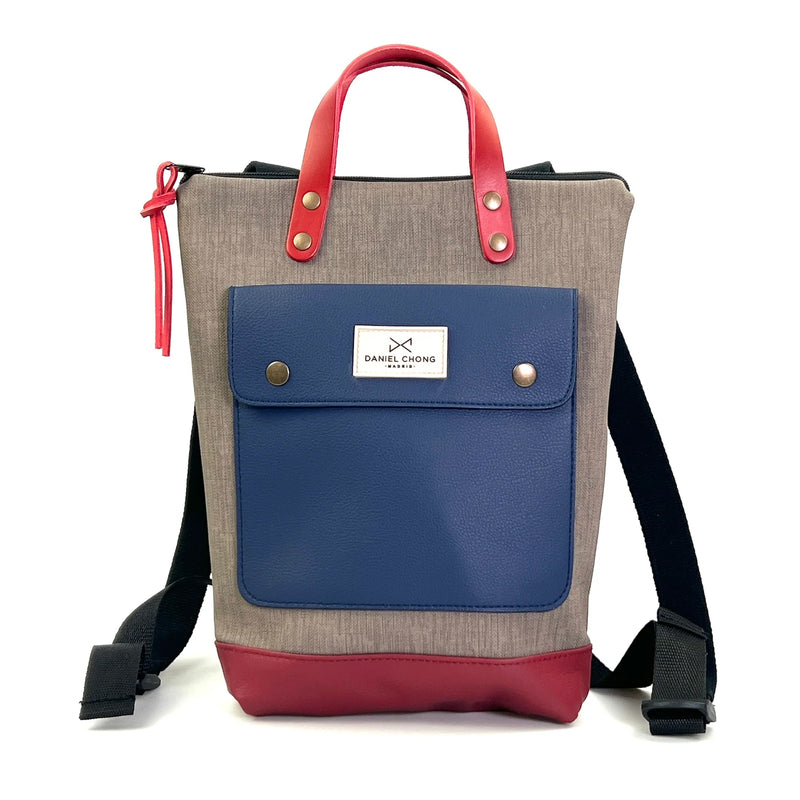 Mochila Mini Solapa con bolsillo extra Daniel Chong - Gris con bolsillo azul