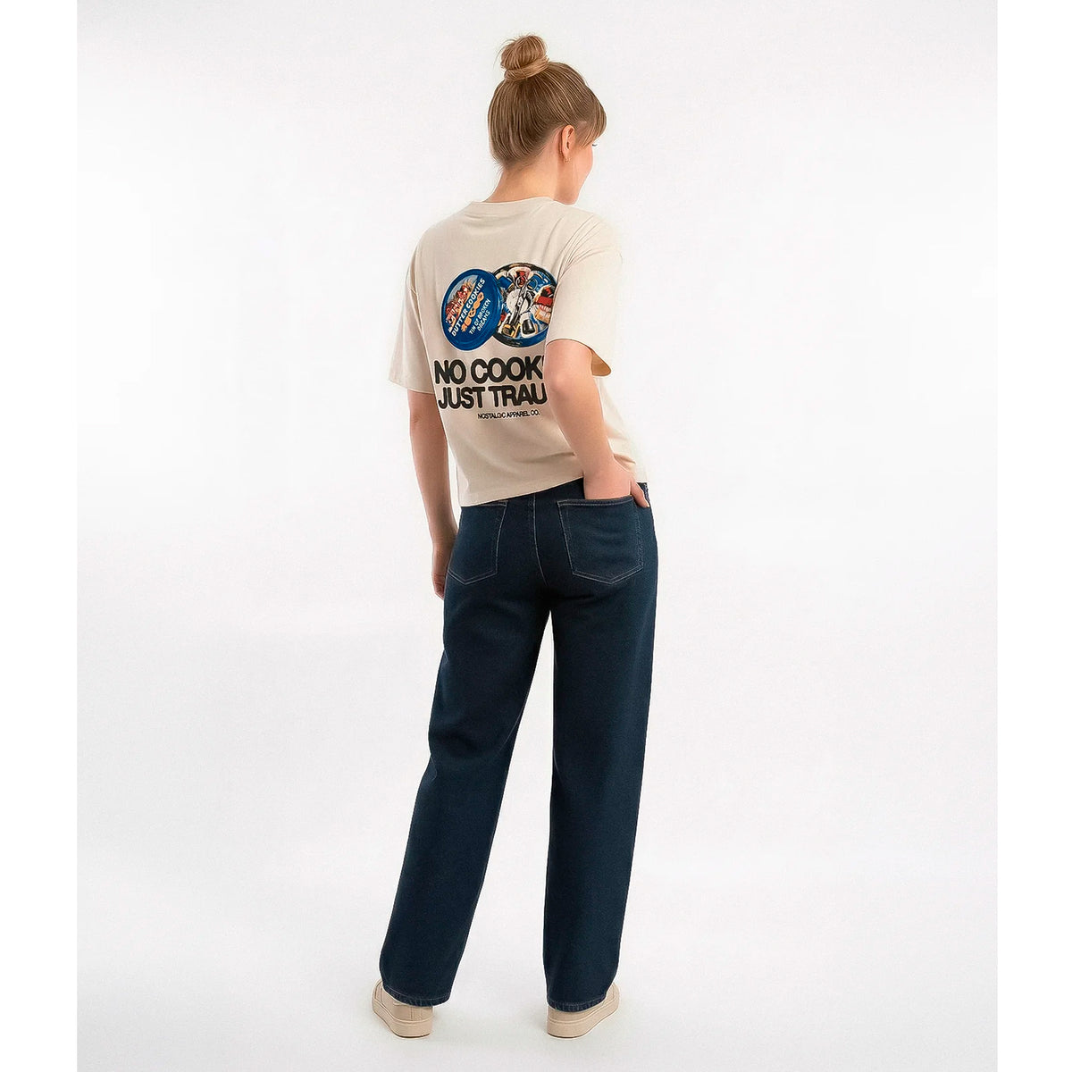 Camiseta Nostalgic Apparel - "No Cookies, Just Trauma" 🥨🍪