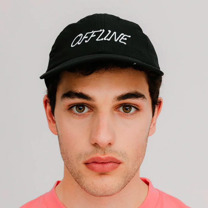 Gorra We Are Not Friends - Offline