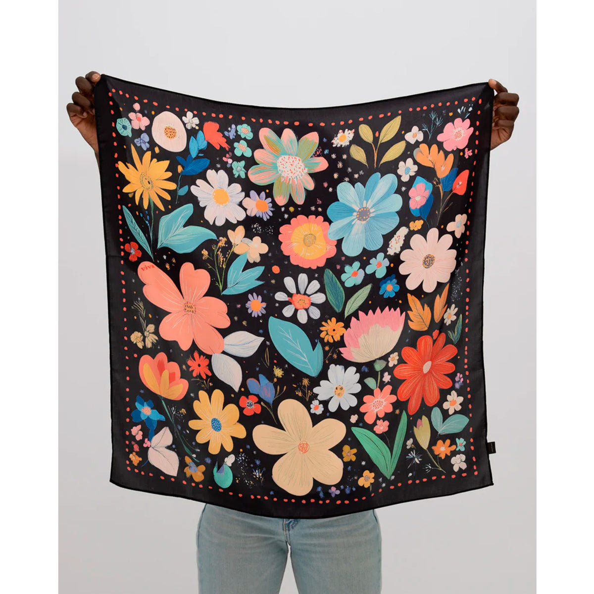Pañuelo - Flores Negras 💐