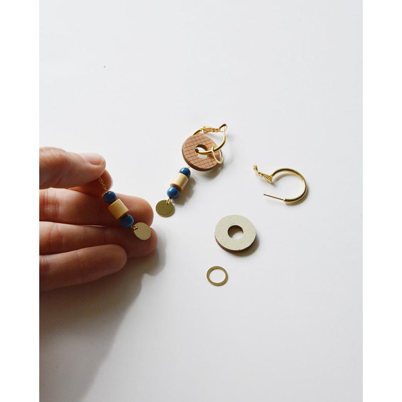 Pendientes - Grid Hoops Nude and White Sand