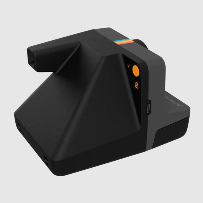 Cámara - Polaroid Now Negra (Generación 2) + 2 Películas i-Type