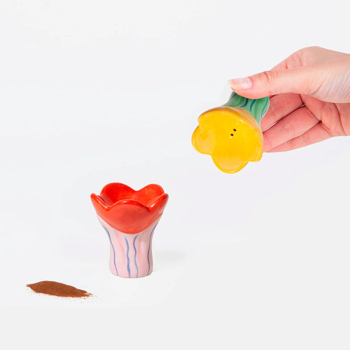 Salero y pimentero DOIY - Bloom 🌷