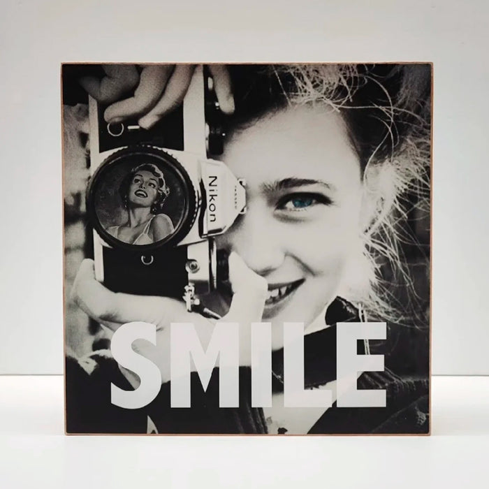 Caja de luz - "Smile III" de El Lucernario