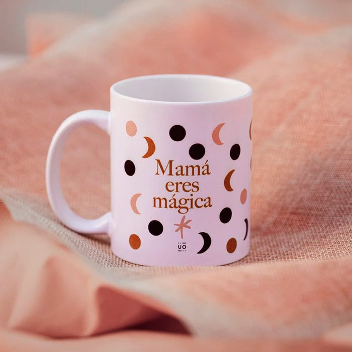 Taza UO - "Mamá, eres mágica" 🌙⭐