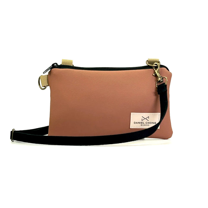 Traveler Mini Impermeable Daniel Chong - Marrón