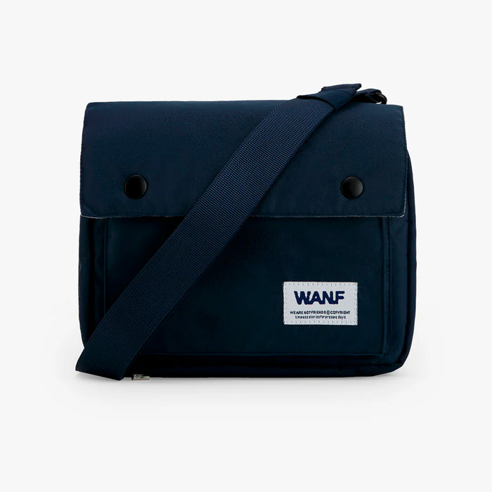 Bolso We Are Not Friends - Utility Crossbag