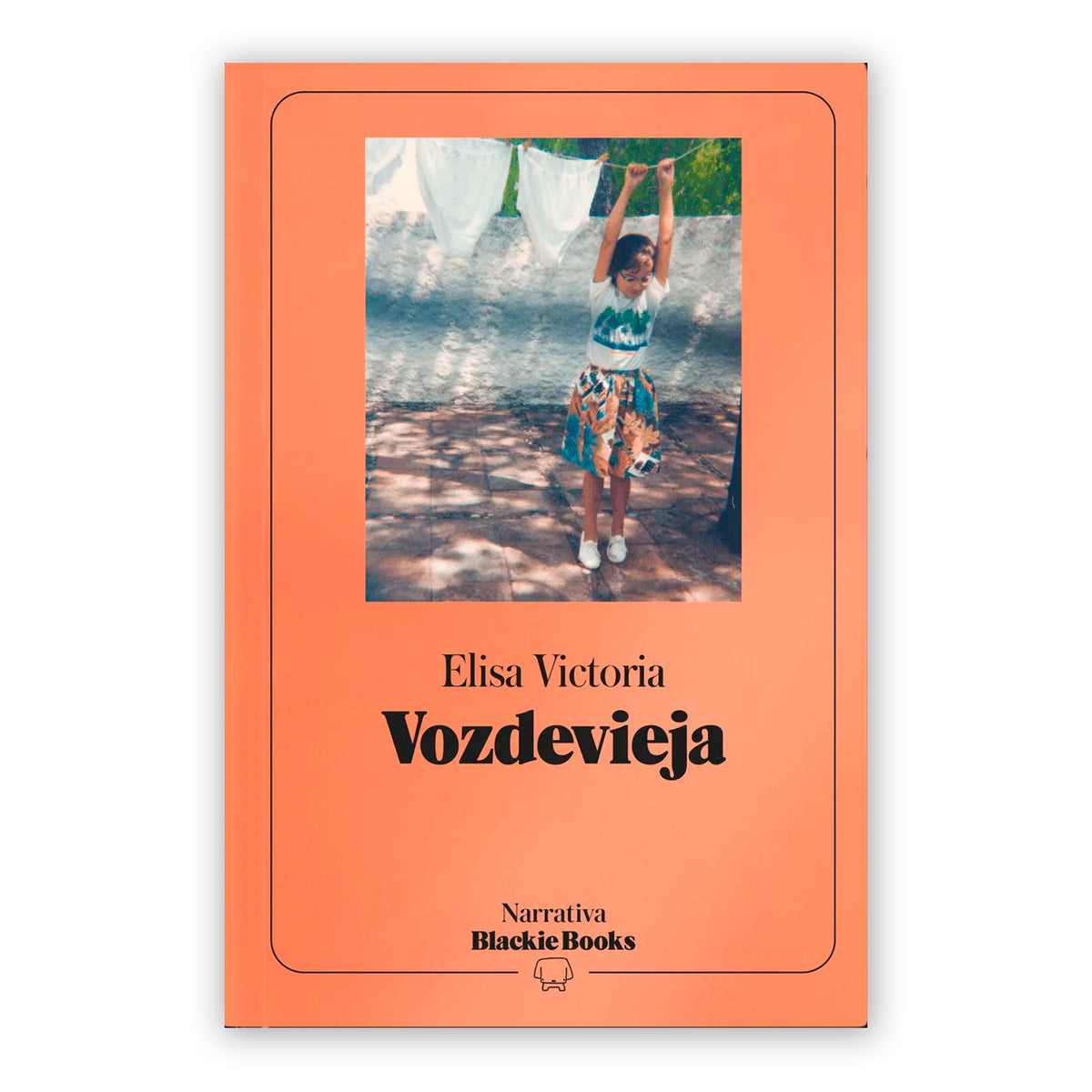Libro - "Vozdevieja" de Elisa Victoria