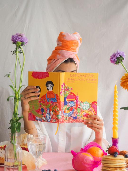 Libro - "Mañanitas" de Claudia Polo y Blasina Rocher