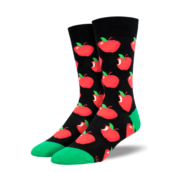 Calcetines negros con estampado de manzanas rojas y punta y talón verde.