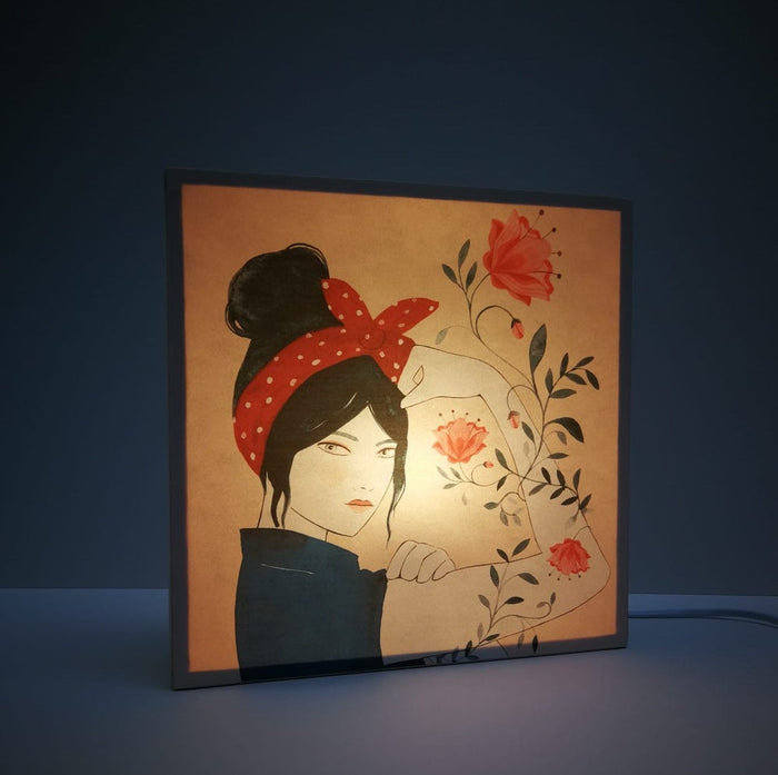 Caja de luz - "Bread & Roses" de Lady Desidia