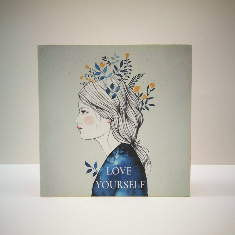 Caja de luz - "Love Yourself" de Lady Desidia