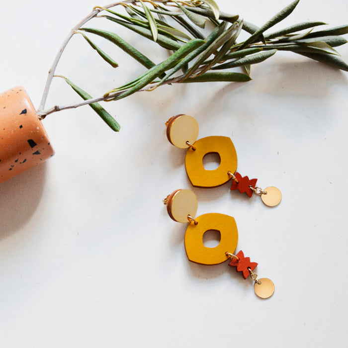 Pendientes - Olivia Drop Earrings Mostaza
