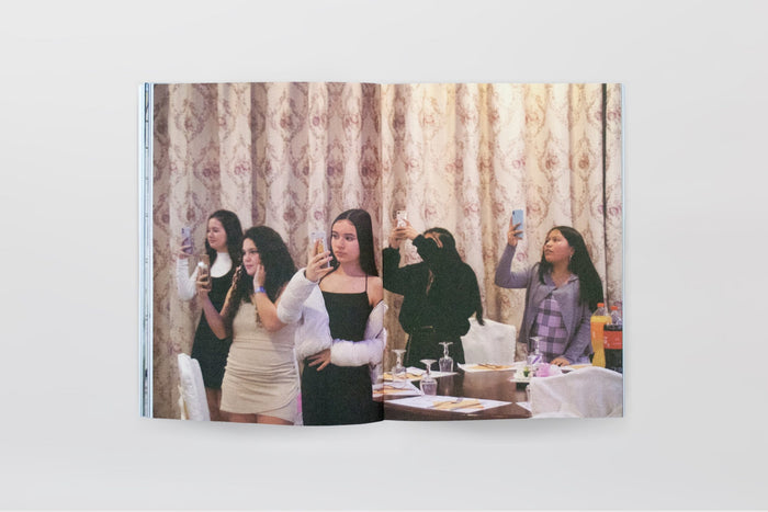 Libro - "I'm Okay" de Anna Izquierdo Gilabert