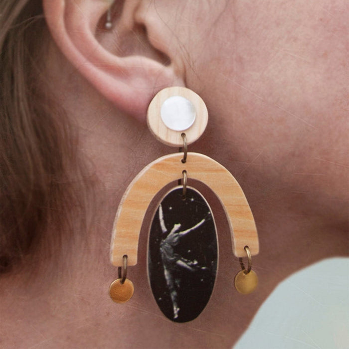 Pendientes de madera Pura Garra - Isadora Duncan