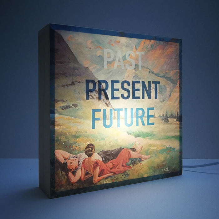 Caja de luz - "Past present future" de El Lucernario