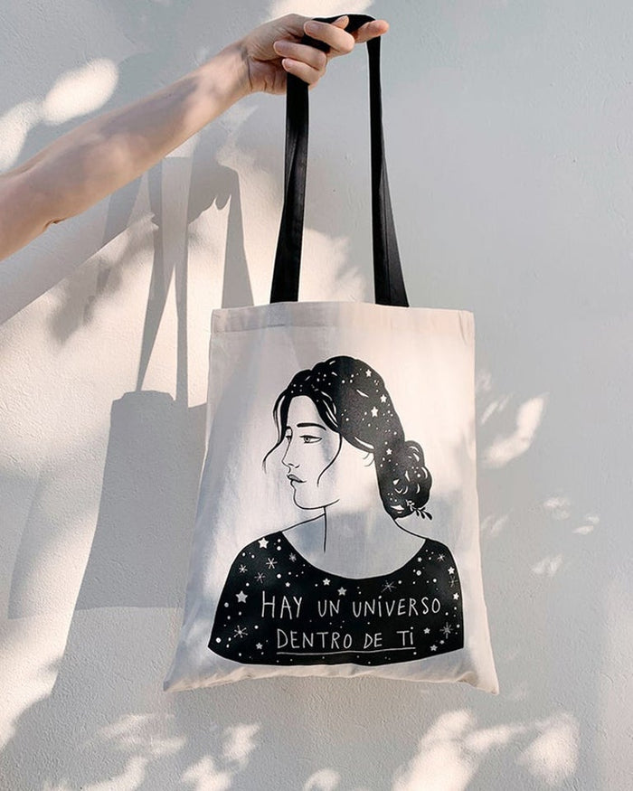 Tote bag - "Un Universo Dentro" de Lady Desidia