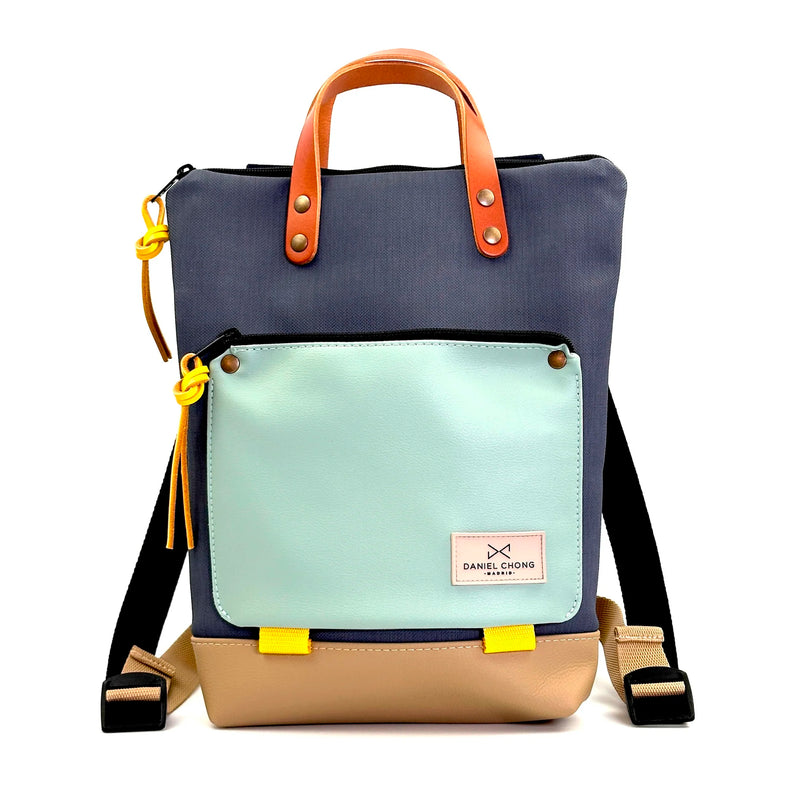 Mochila Mini Book Holder Impermeable con bolsillo extra Daniel Chong - Azul con bolsillo menta