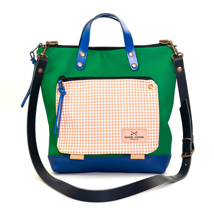 Bandolera Book Holder Cuadrada Impermeable con bolsillo extra Daniel Chong - Verde con bolsillo pata de gallo