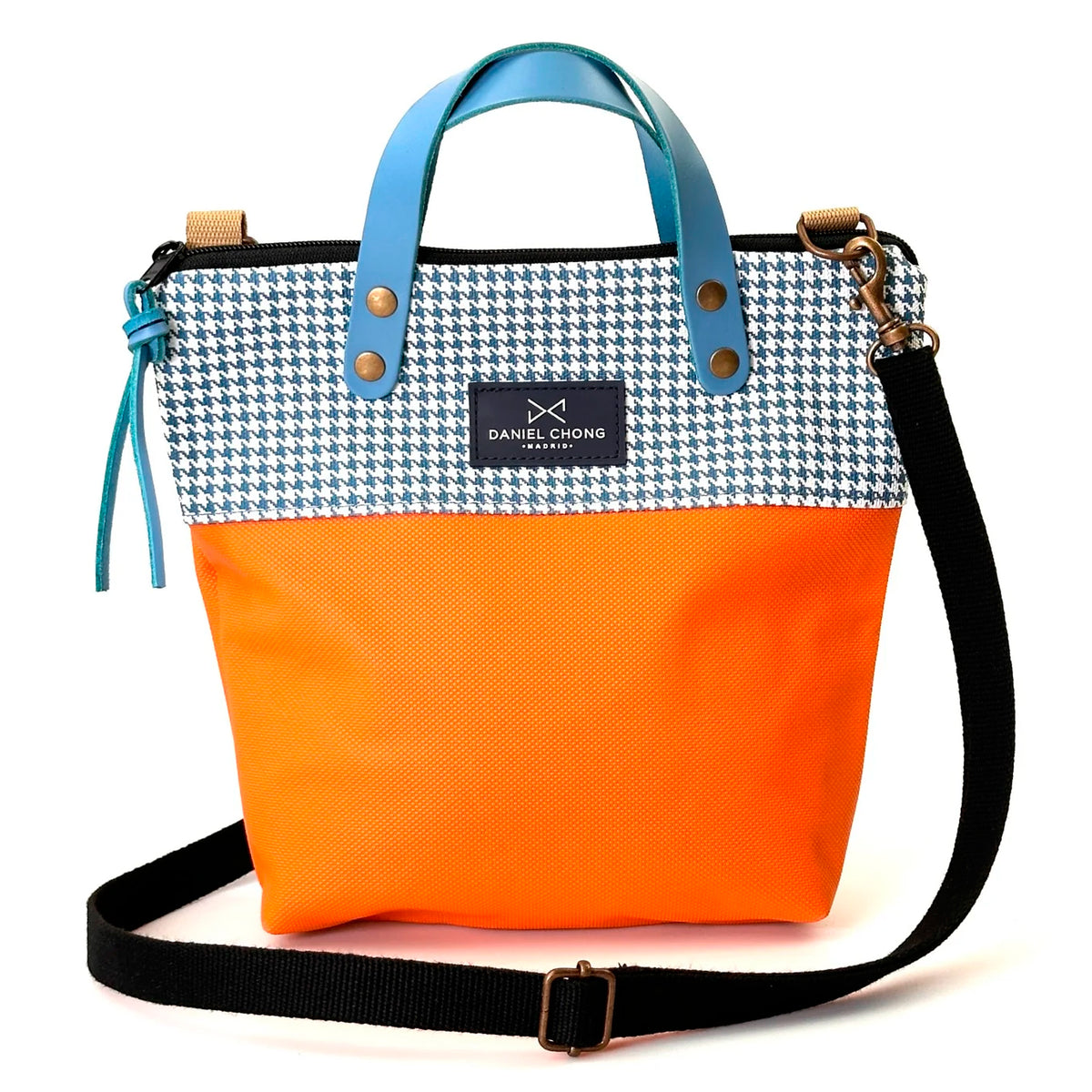 Bandolera mini impermeable con asas Daniel Chong - Asas azul cuerpo pata de gallo y naranja