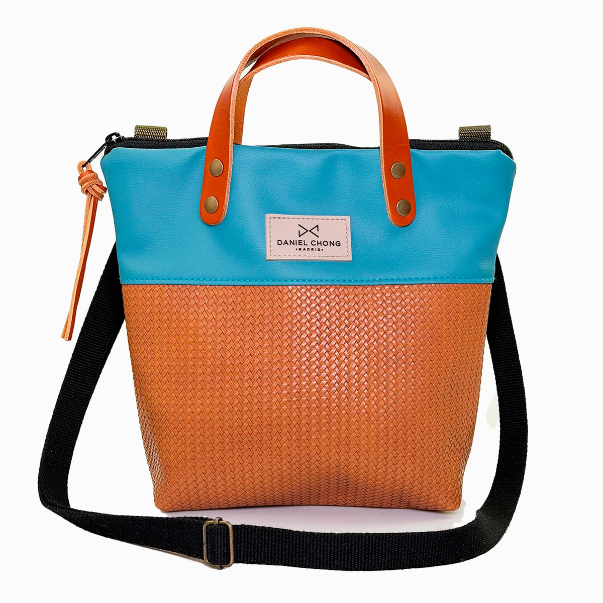 Bandolera mini impermeable con asas Daniel Chong - Asas marrón cuerpo turquesa y marrón
