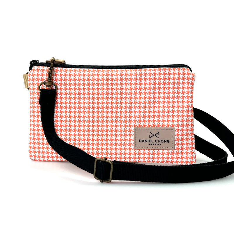 Traveler Mini Impermeable Daniel Chong - Pata de gallo naranja