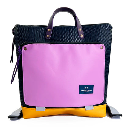 Mochila Book Holder Cuadrada Impermeable con bolsillo extra Daniel Chong - Negro con bolsillo lila